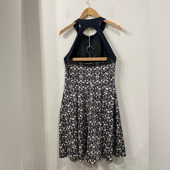 Robert Rodriquez Halter/ Sleeveless Dress Front zippered in Black/ Cream size 6 - Picture 3 of 13